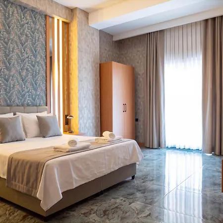 Hotel Clay Dome